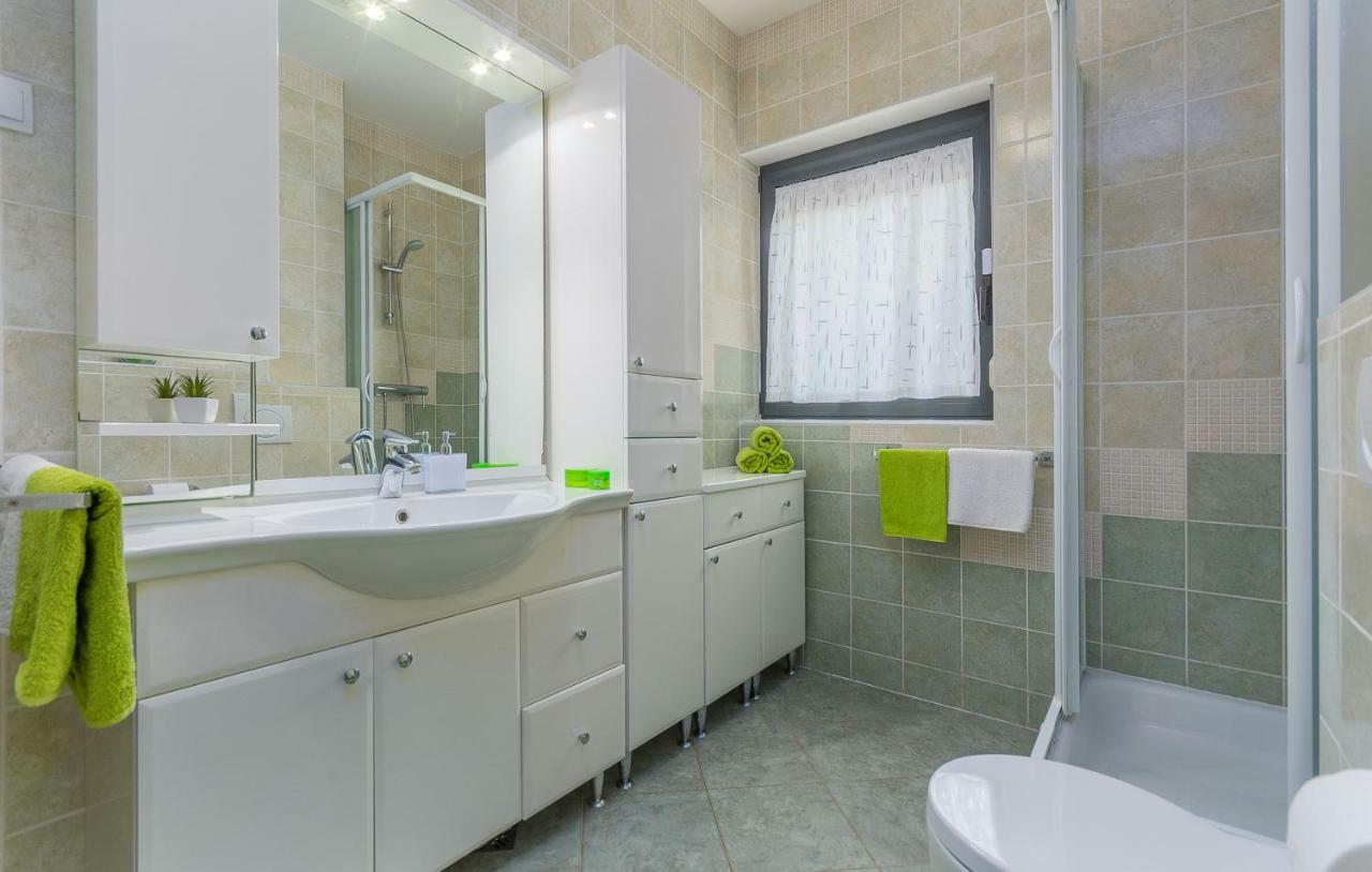 Luxury Apartment Lella Rovinj Buitenkant foto